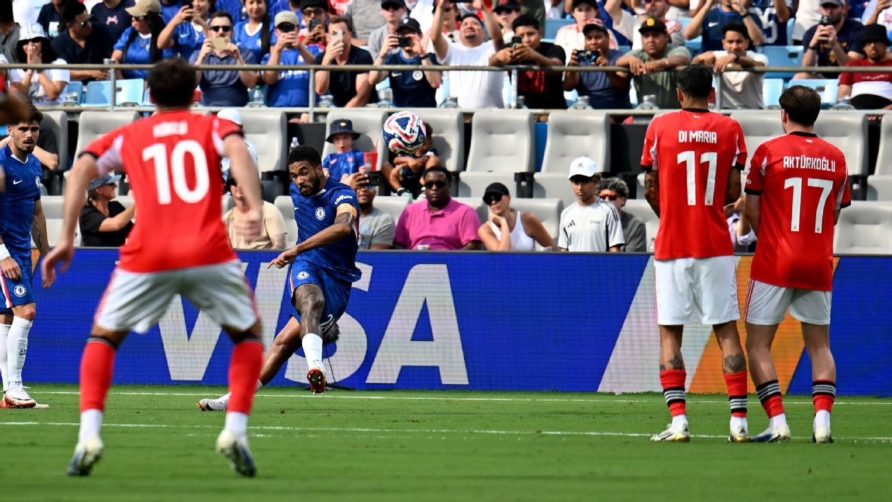 Chelsea destrabó el partido con una genialidad de Reece James ante Benfica