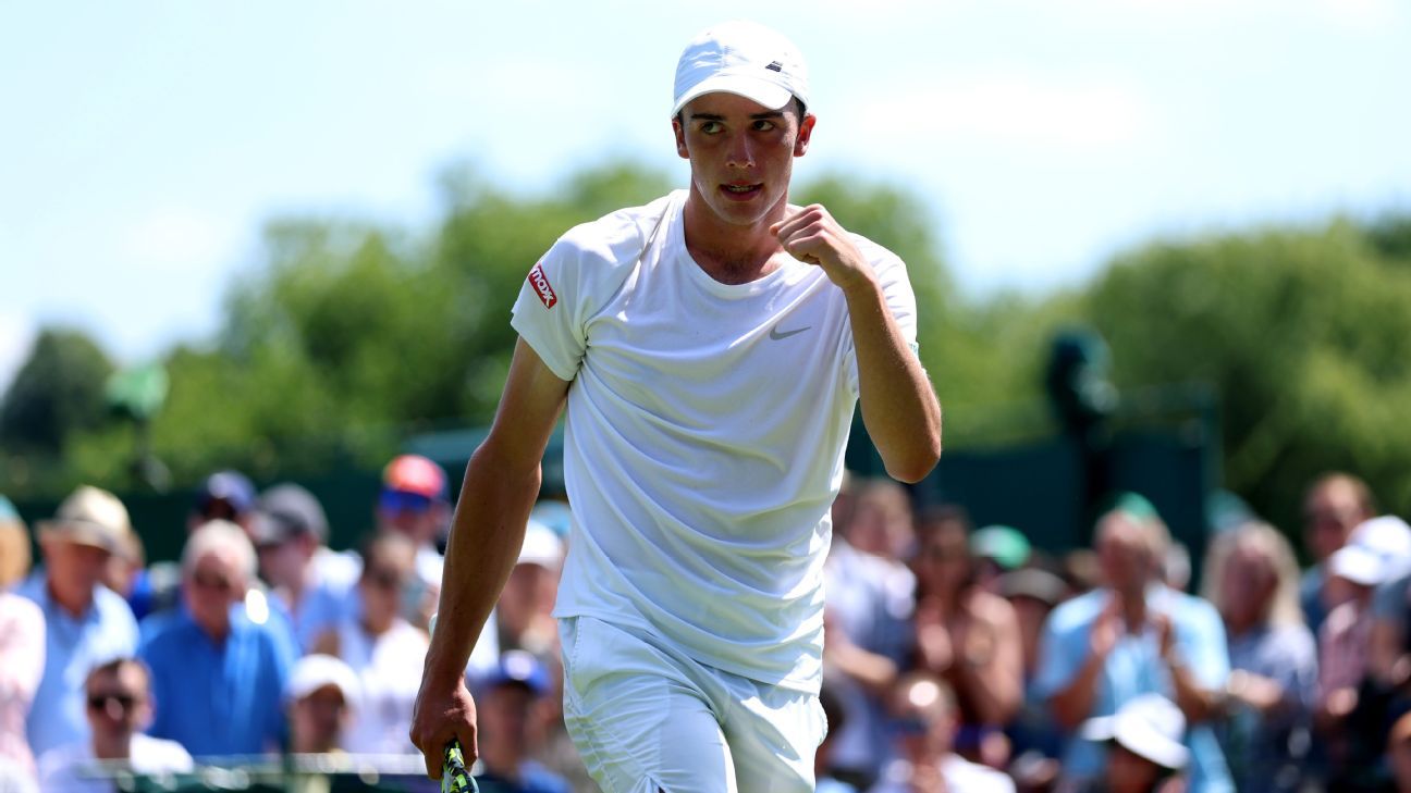 British amateur Tarvet wins, to forfeit prize money
