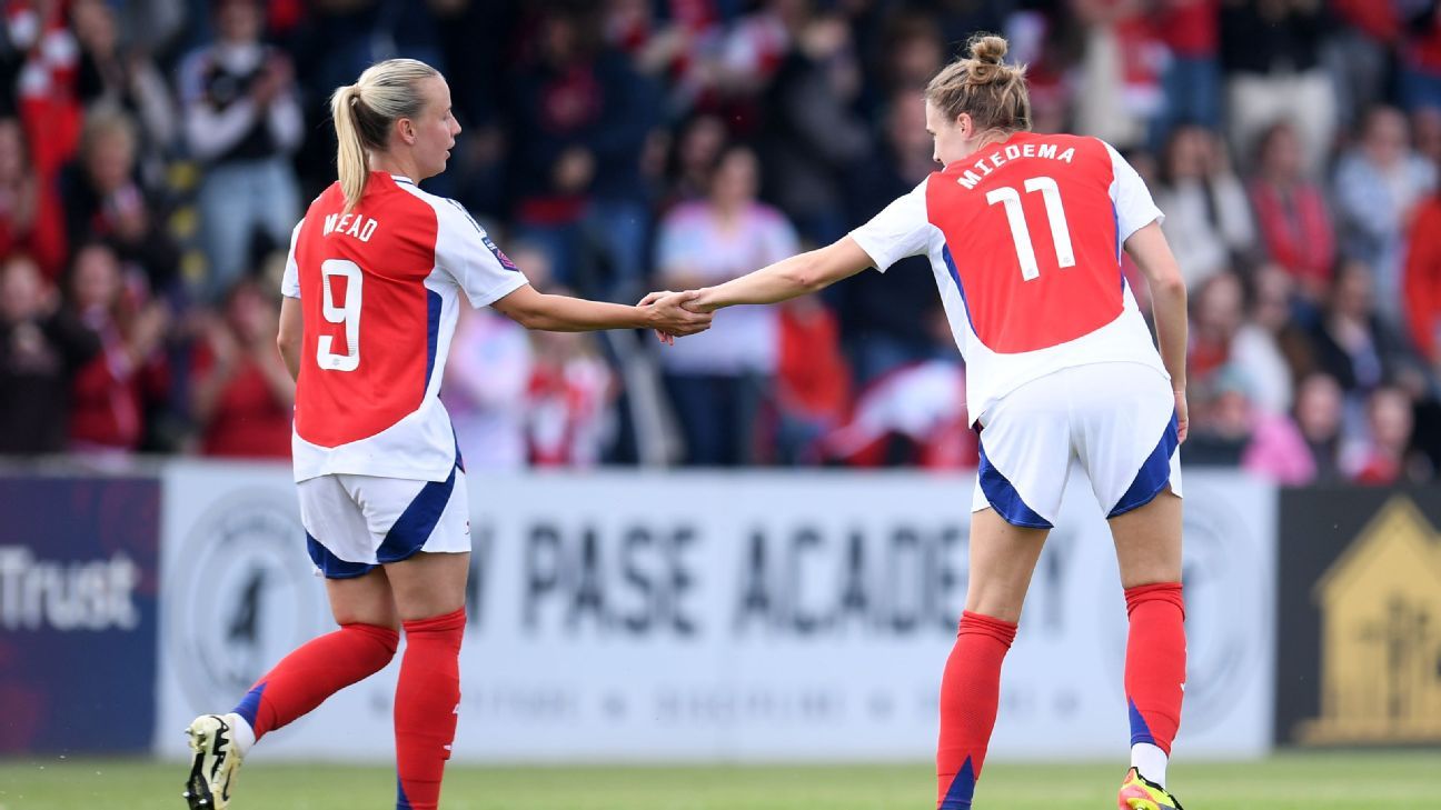 Mead on facing Miedema: 'We don't talk football!'