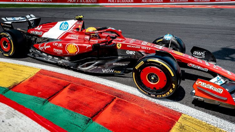 Lewis Hamilton e Charles Leclerc
