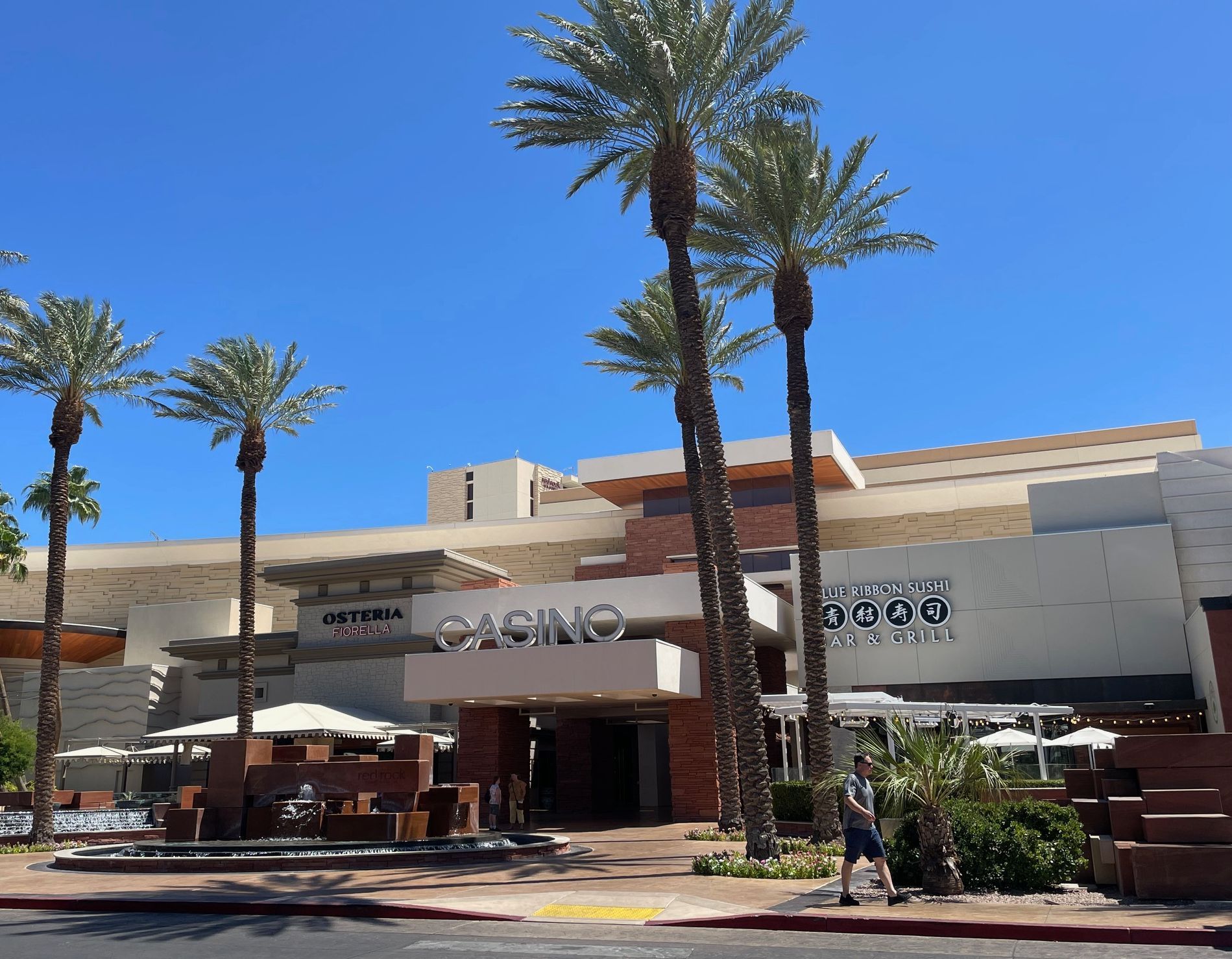 Shane Tamura, el tirador de Nueva York, fue arrestado por allanamiento en el Red Rock Resort de Las Vegas en 2023, pero nunca fue acusado.