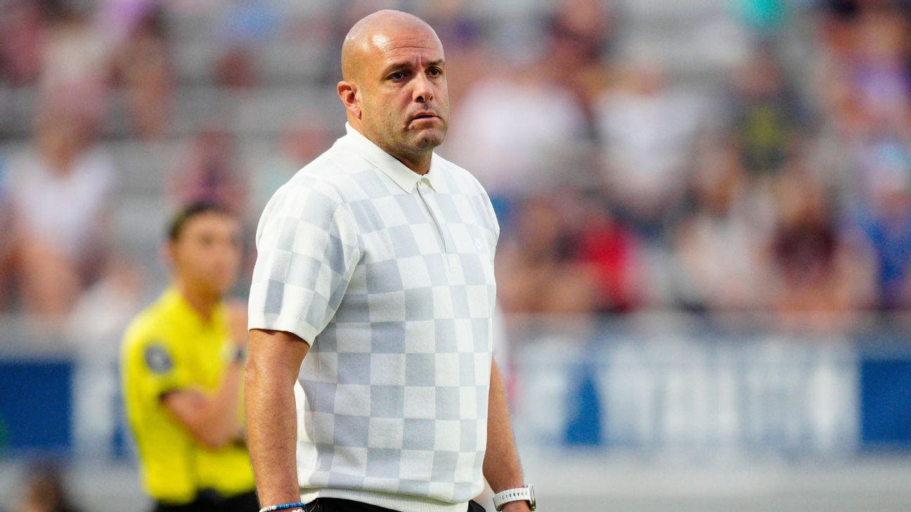 Courage dismisses Nahas: The coach leaves the team after four years