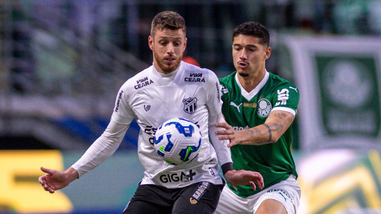 Jogador do Ceará questiona decisão do VAR em gol anulado contra o Palmeiras