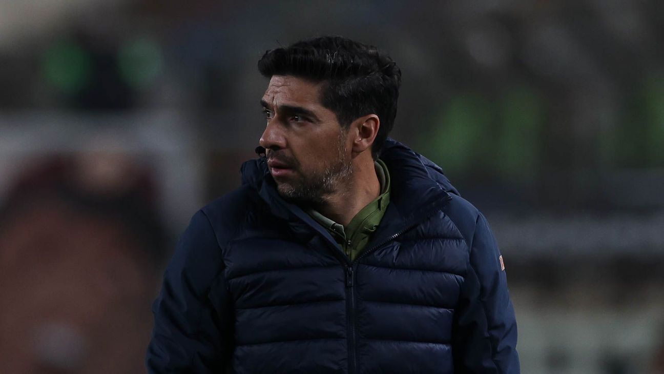 Abel garante que Leila entende suas expectativas, mas evita falar sobre renovação com o Palmeiras até 2027