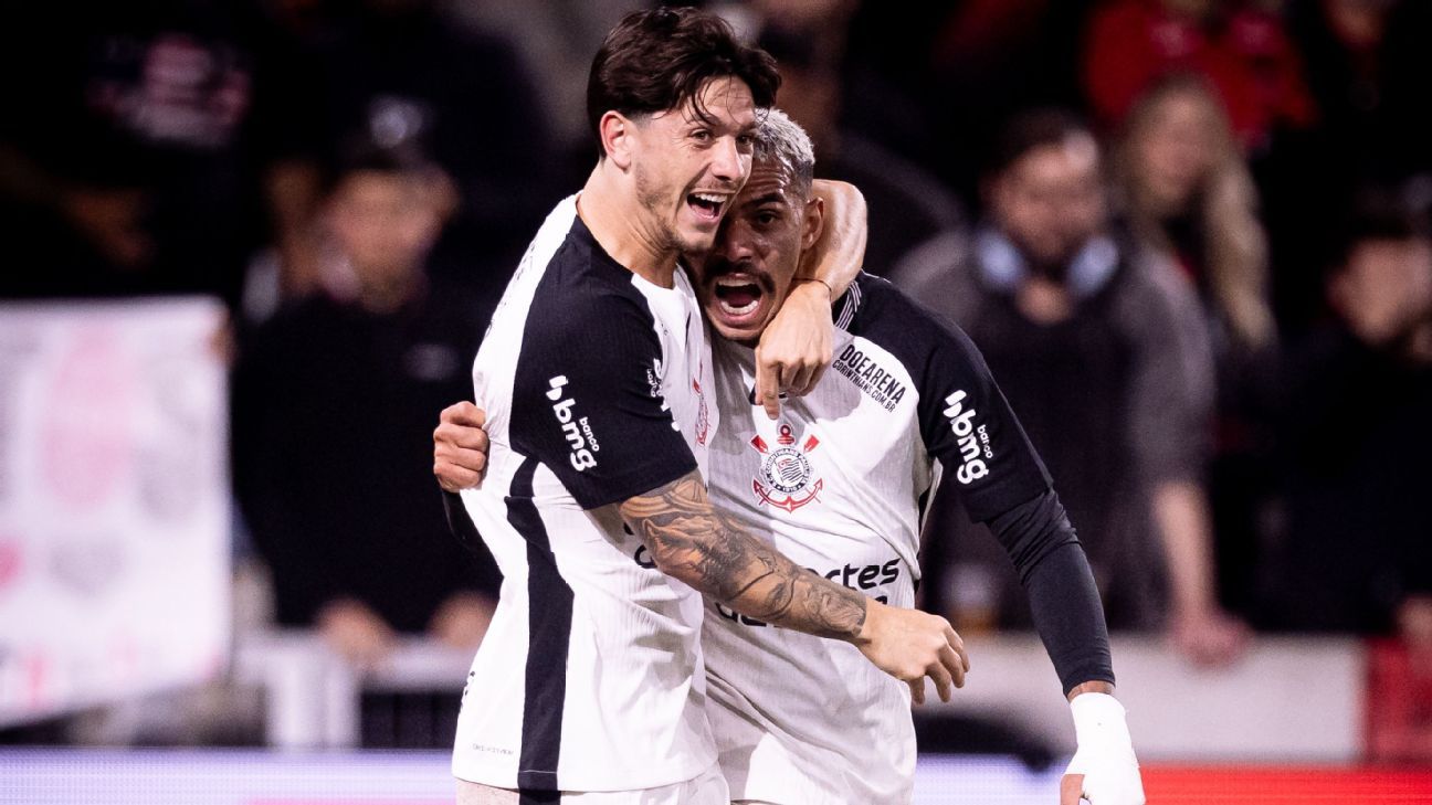 Garro diz por que Corinthians 'é outro' em mata-mata e explica queda no Brasileirão: 'A gente sofre um pouco'