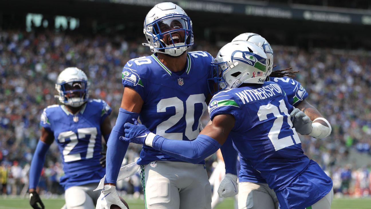 Seahawks' Witherspoon, Love back to face Cards