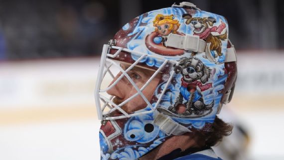 Скотт Веджвуд возвращает популярную маску с прошлого сезона