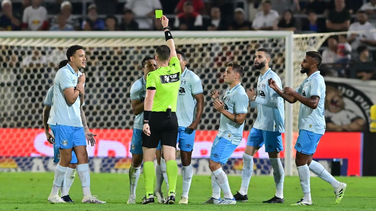 Grêmio pressiona por árbitros e VAR de qualidade durante Data Fifa.