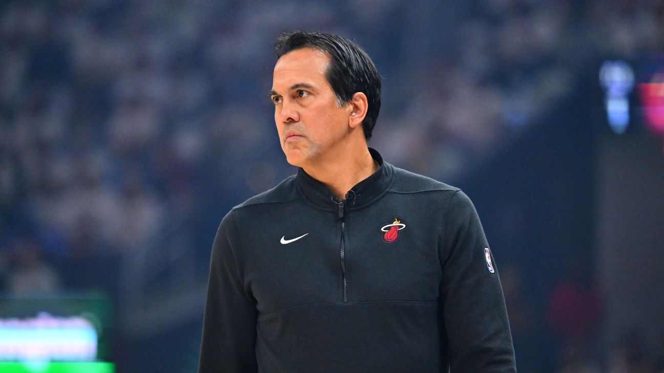 Visão De Craque: Spoelstra No Comando Dos EUA, Uma Aula De Como Vencer!