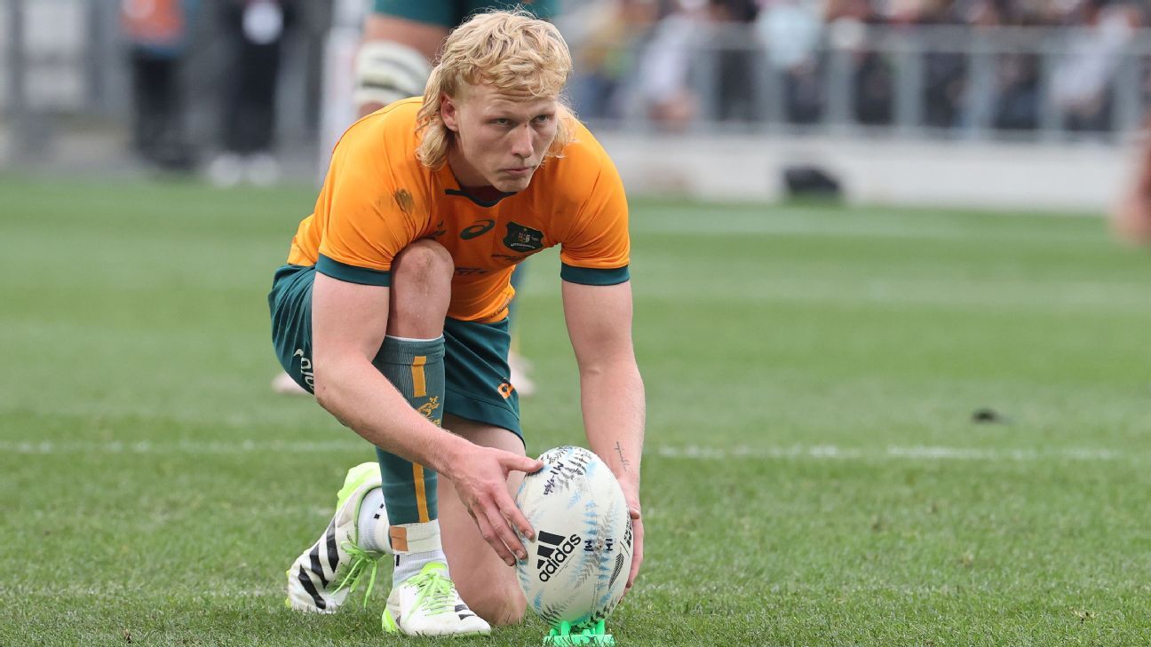 How Joseph-Aukuso Suaalii might aid Carter Gordon's Wallabies return