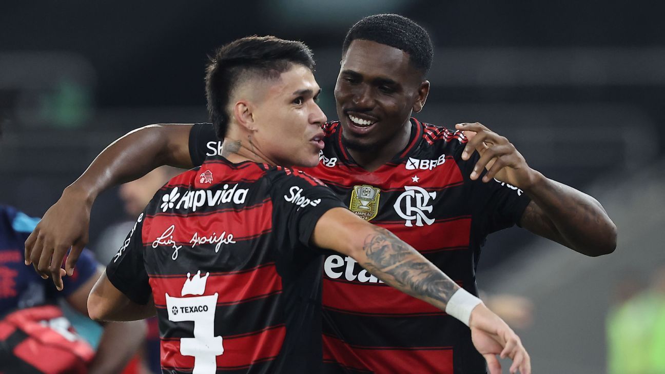 'Apenas um pisão': o áudio do VAR de Botafogo x Flamengo em lance que revoltou rubro-negros