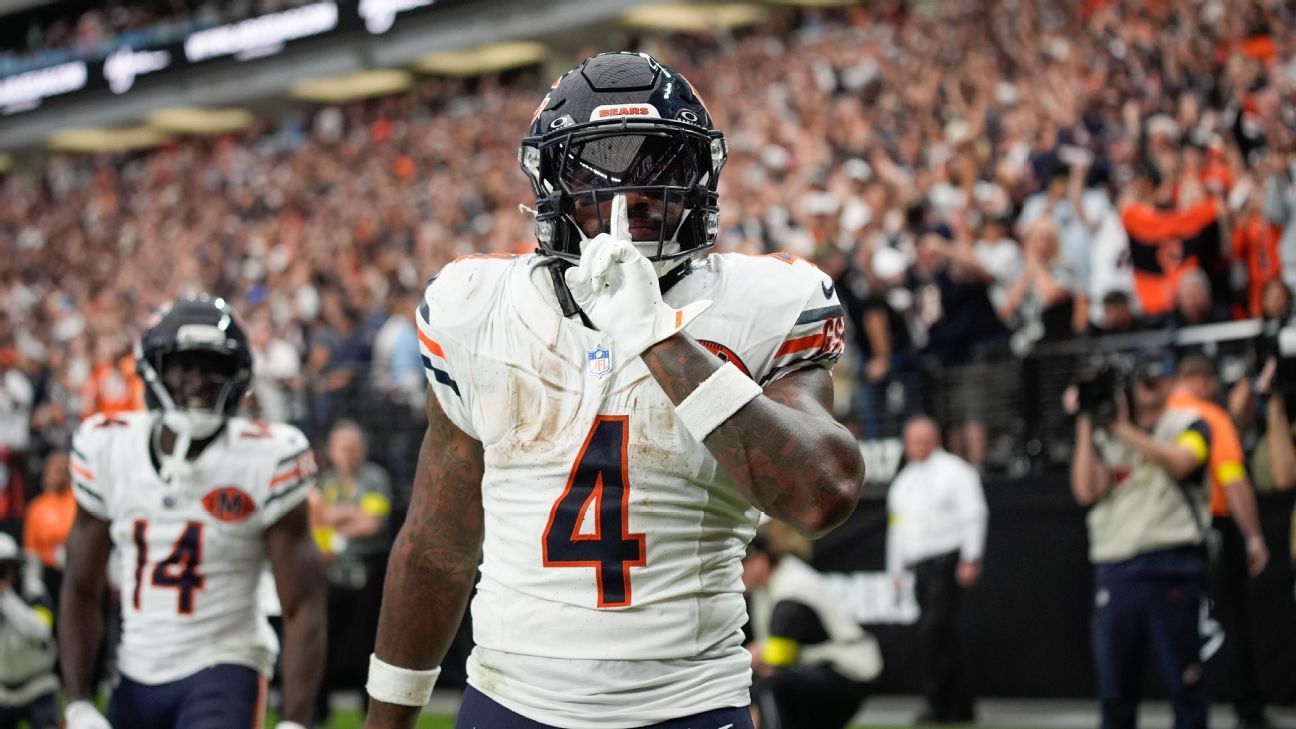 Bears' D'Andre Swift is silencing critics, rewarding his coach's faith