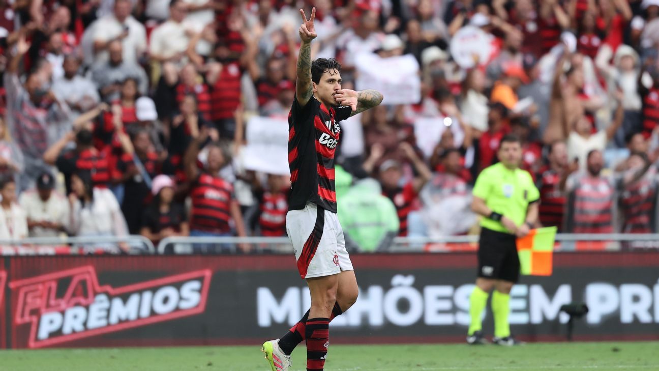 Flamengo e Palmeiras em duelo polêmico: vitória do Flamengo agita liderança do Brasileirão