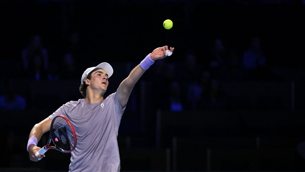 João Fonseca reage, busca virada e avança à semifinal do ATP 500 da Basileia com desistência de Shapovalov