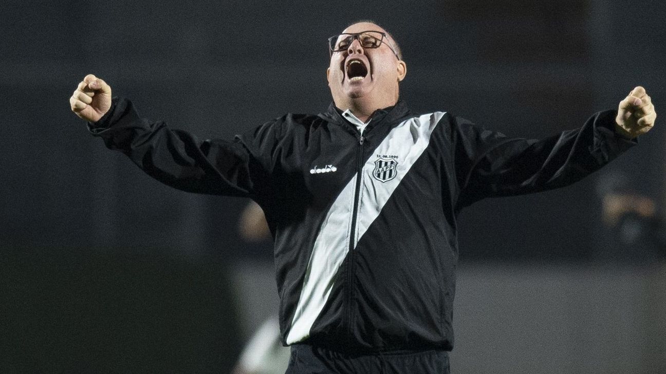Técnico que levou Ponte Preta ao primeiro título nacional da história festeja conquista e admite: 'Precisava furar a bolha'