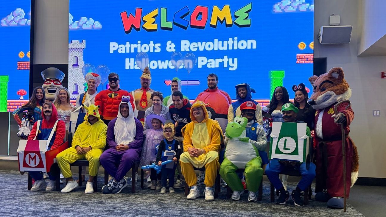 Patriots QB Drake Maye, teammates hold Halloween party for cancer patients Patriots QB Drake Maye, teammates hold Halloween party for cancer patients