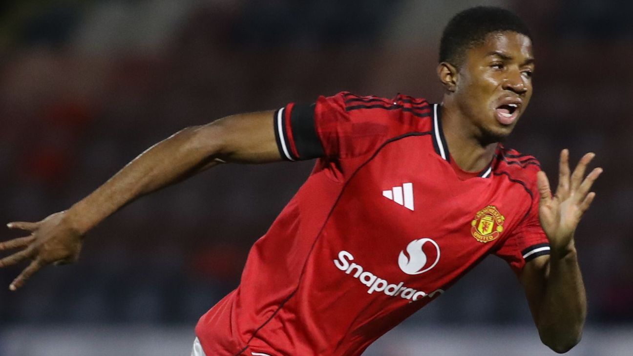 Rochdale Makes Early Double Substitution Against Man United U21s Reflecting Competitive Rule Strategy