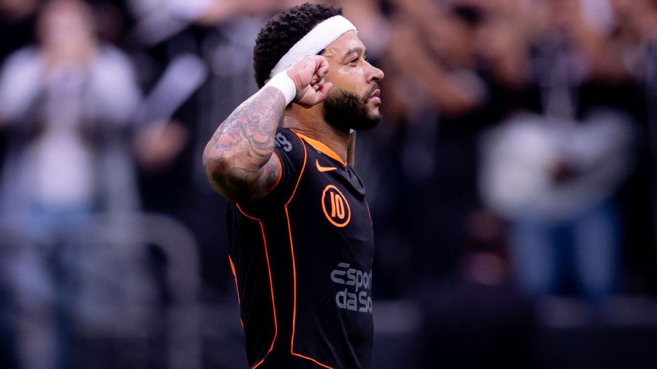 Memphis Depay é sincero sobre Corinthians competir com rivais por todos os títulos: 'Não é a nossa realidade'