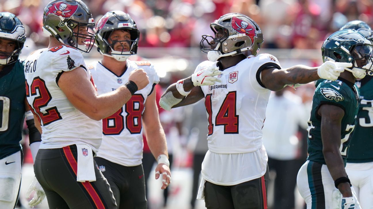 Week 12 inactives: Status for Chris Godwin Jr., Alvin Kamara and others