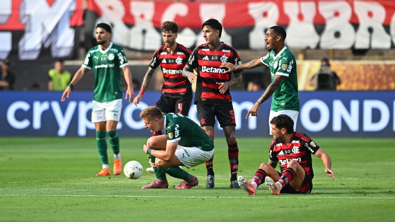 'Campeão com escândalo': jornal destaca título do Flamengo sobre Palmeiras na Libertadores, mas 'corneta'