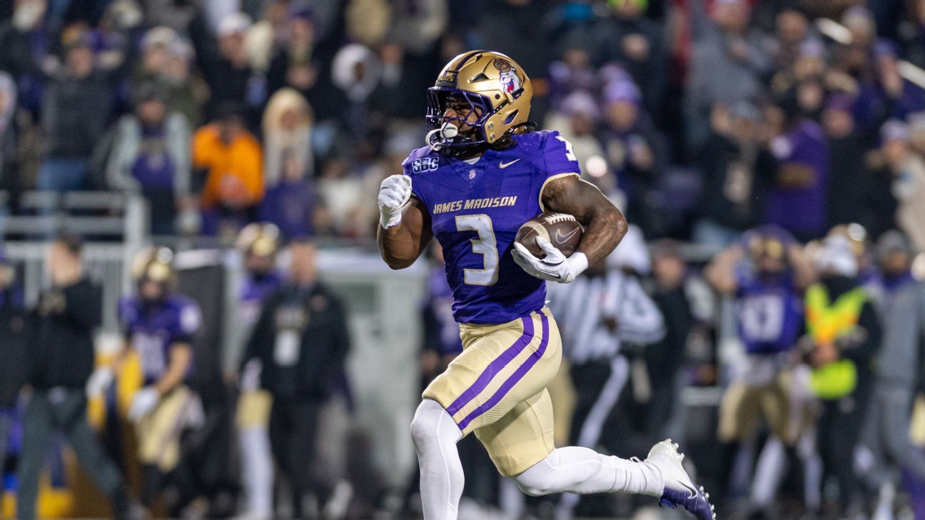 Miami-Texas A&M, JMU-Oregon and lines for each College Football Playoff or bowl game