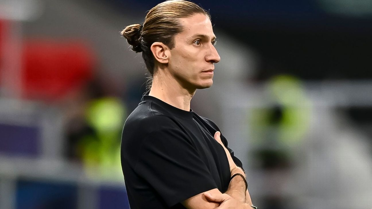 Filipe Luís reage à comparação do PSG com o Bayern e afirma: Vamos com humildade fazer história