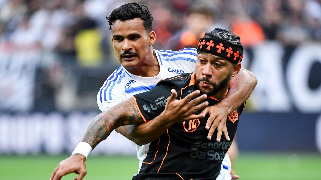 Hugo brilha, Corinthians vence com defesa de pênalti e avança à final da Copa do Brasil