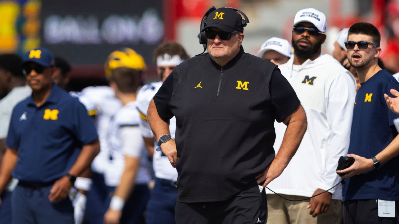 Interim coach says U-M's players feel 'betrayed'