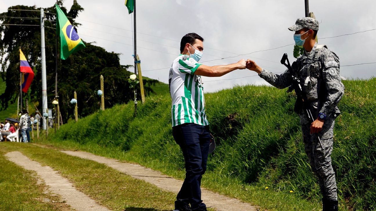 Chapecoense shirt honors Colombia club heroics