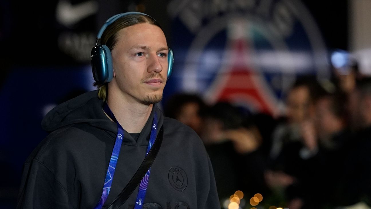 Safonov se destaca no PSG, desbanca reforço de R$ 350 milhões e brilha contra o Flamengo