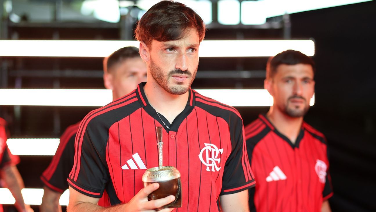River Plate supera Besiktas e avança nas tratativas com Flamengo para contratar Viña