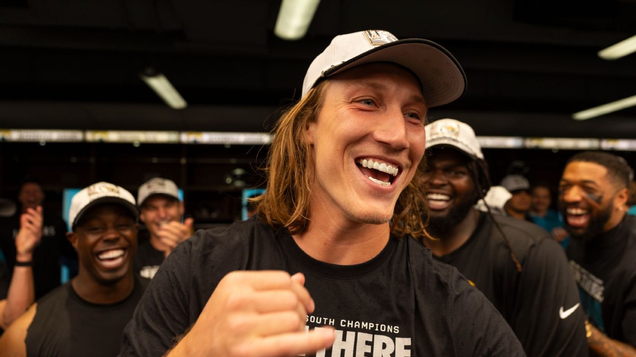 Trevor Lawrence's AFC South championship trifecta: Hat, shirt and a grill