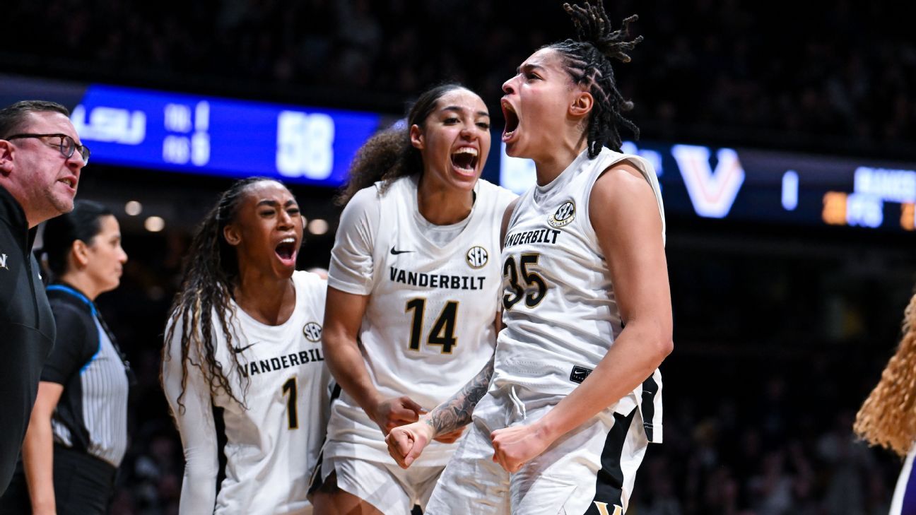No. 12 Vanderbilt knocks off No. 5 LSU to stay undefeated