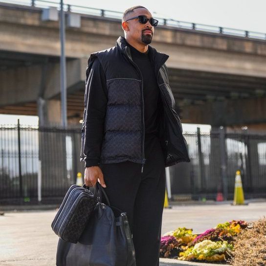 NFL wild-card arrivals deliver statement looks -- led by Eagles' Jalen Hurts