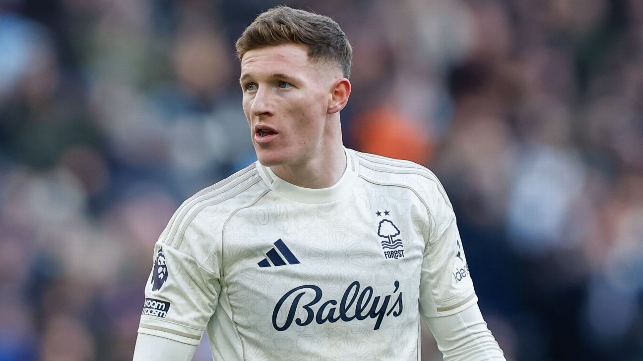 Transfer news and speculation: Manchester United and Manchester City vying for Anderson