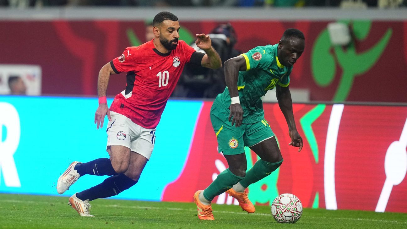 Mané lauds Salah as Senegal beat Egypt