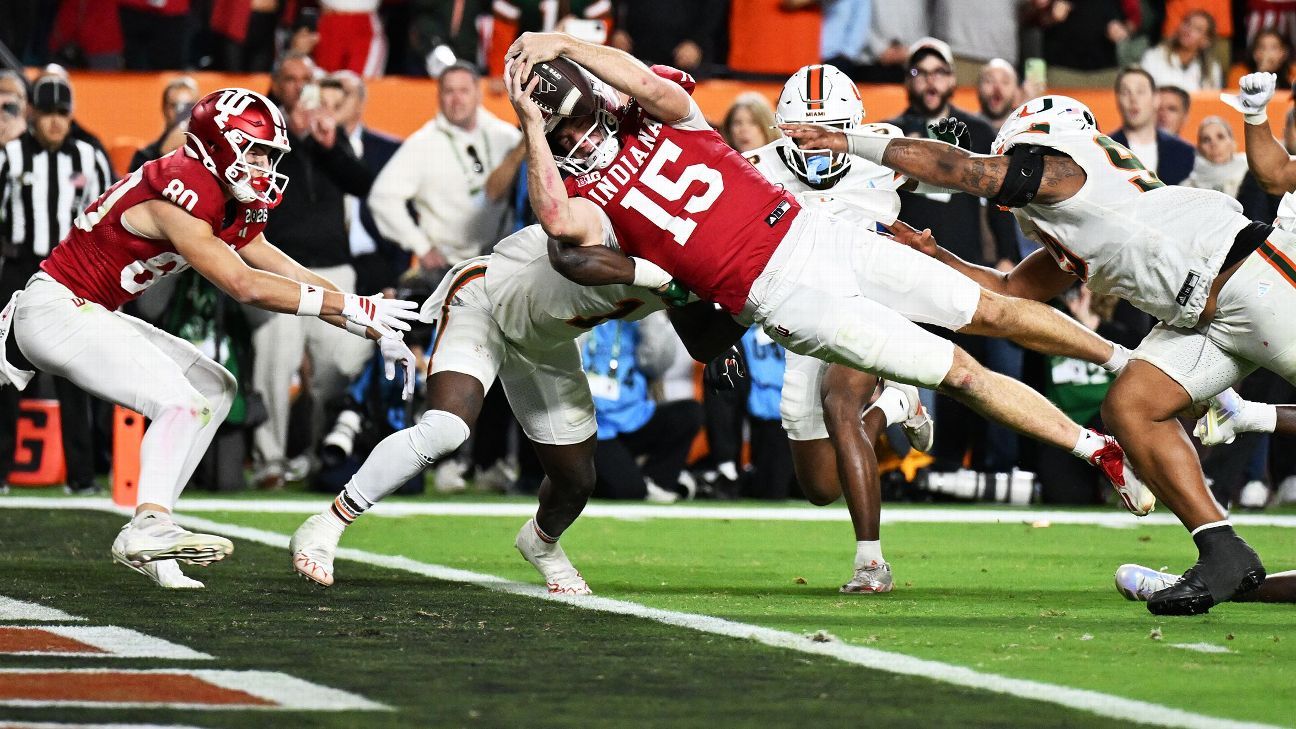 Hoosiers cap perfect season, win 1st national title