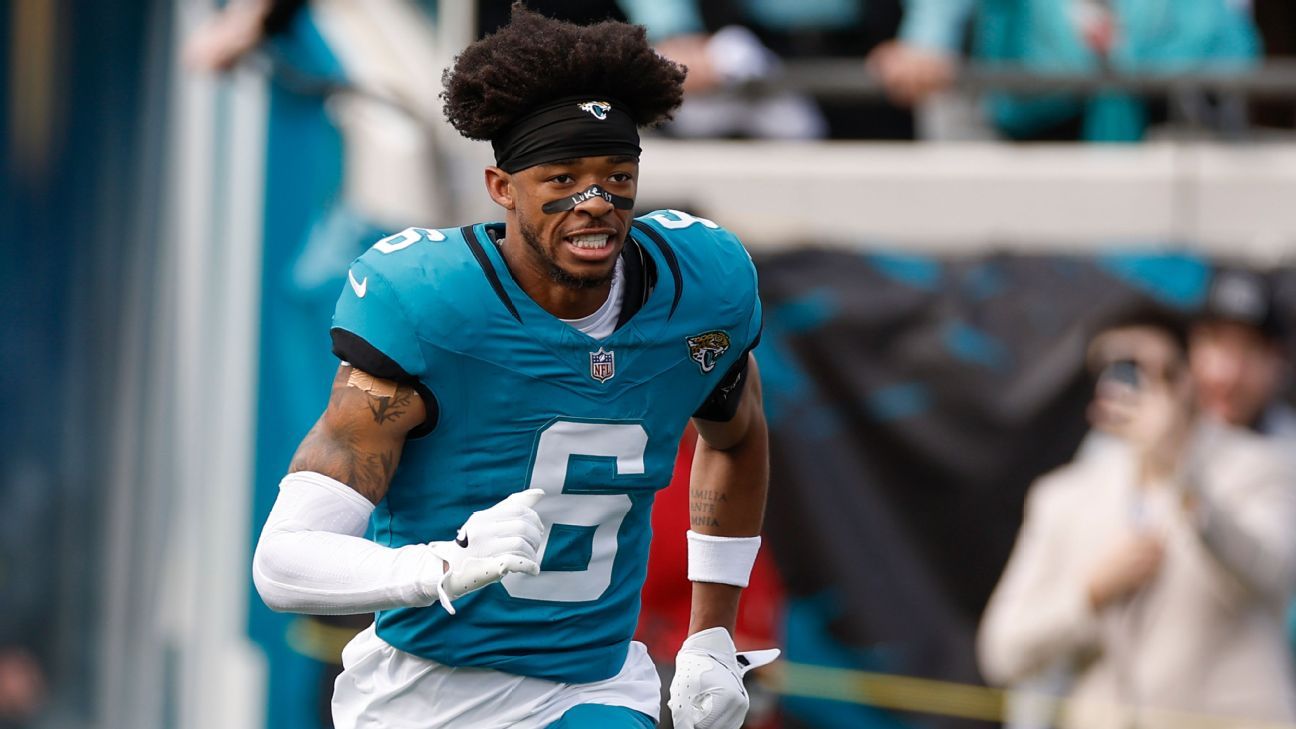 Giants address CB need, agree to sign Newsome