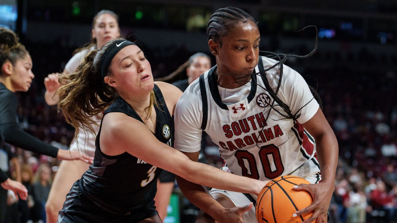 Latson, South Carolina hand 1st loss to Vandy
