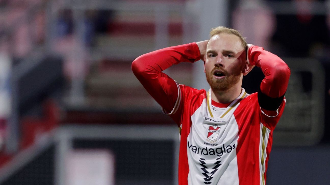 Wéér een streep door FC Emmen - SC Cambuur: onbespeelbaar veld zorgt voor nieuwe afgelasting