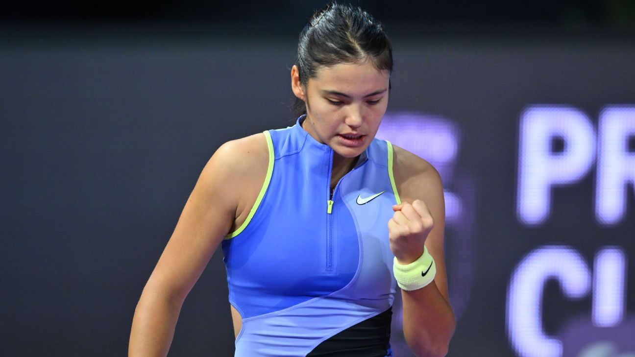 'Super aggressive' Raducanu wins after coach split