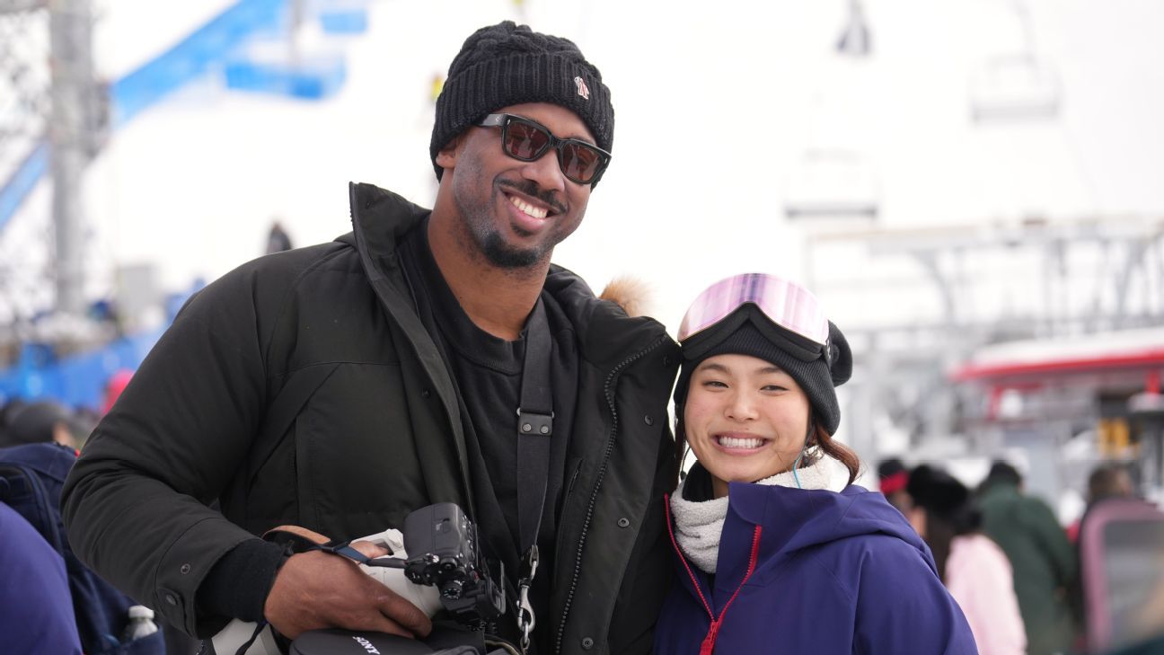 Myles Garrett supports Chloe Kim at 2026 Olympics in Milan