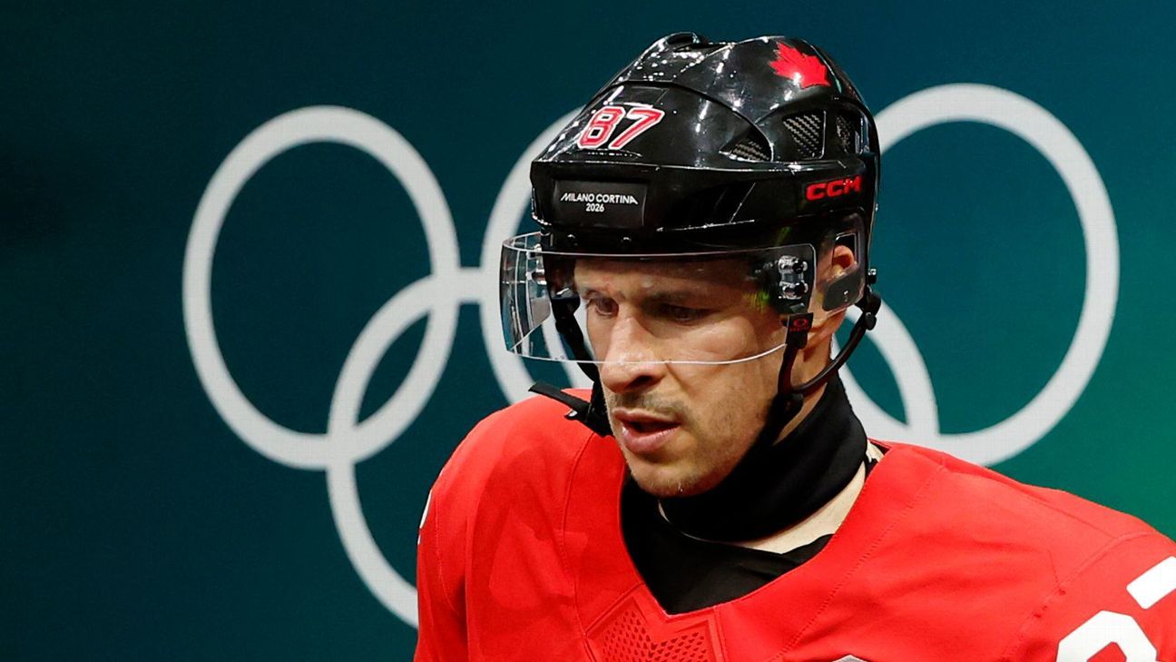 Canada's Sidney Crosby leaves Olympic quarterfinal with injury