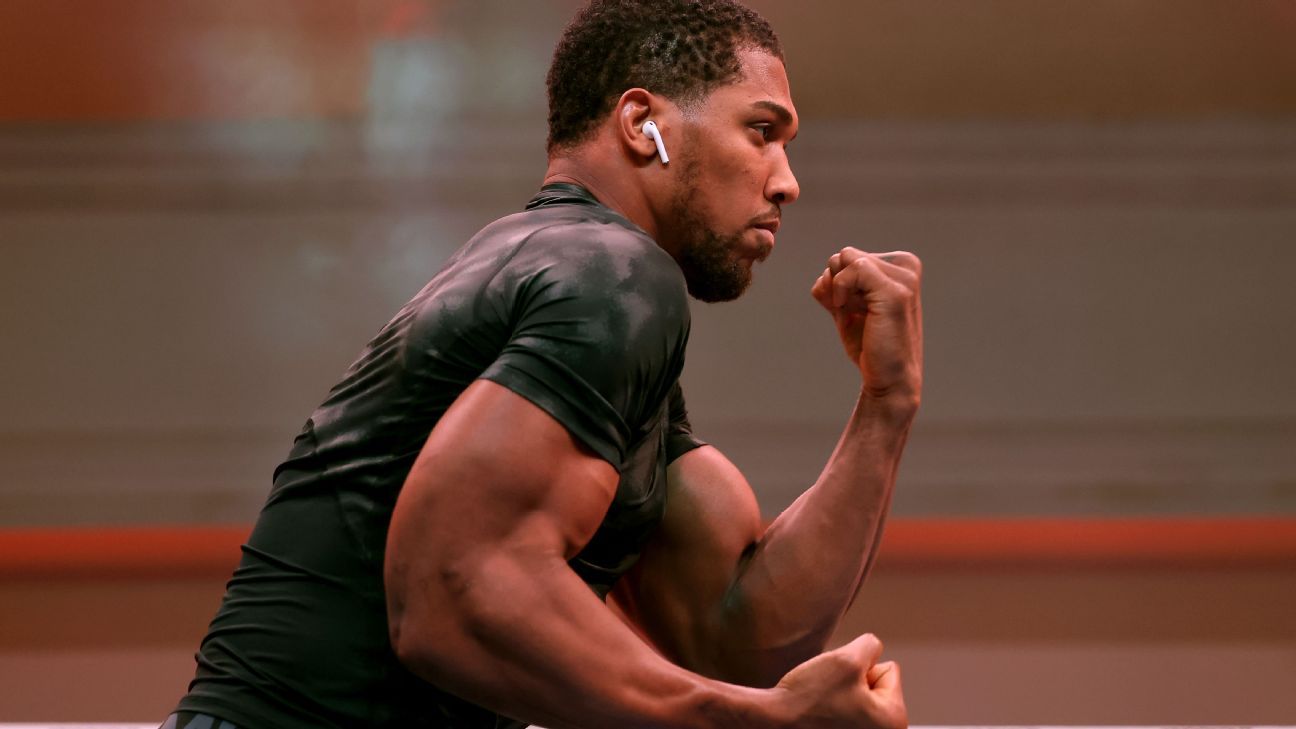 Joshua Podría Volver al Ring en Verano: Hearn Revela Planes