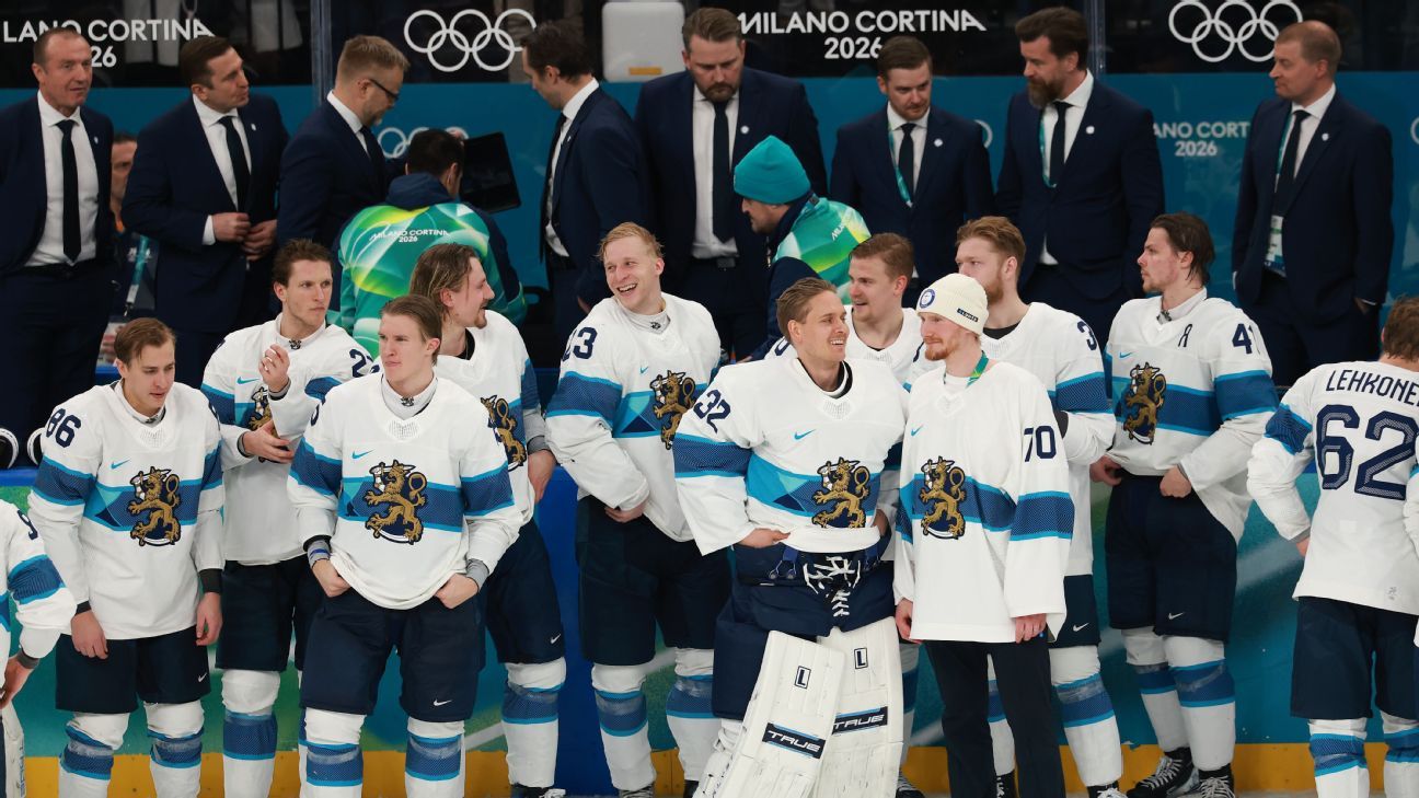 Finland ices Slovakia 6-1 for men's hockey bronze