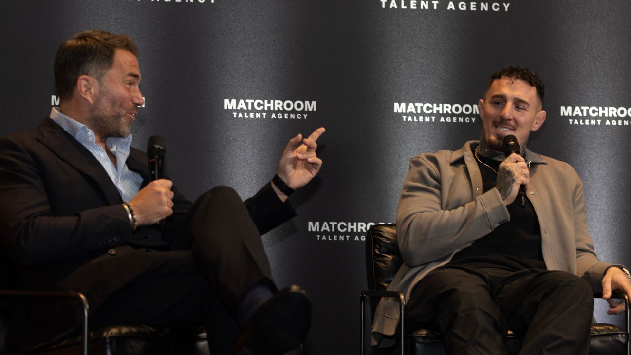 Tom Aspinall y Eddie Hearn