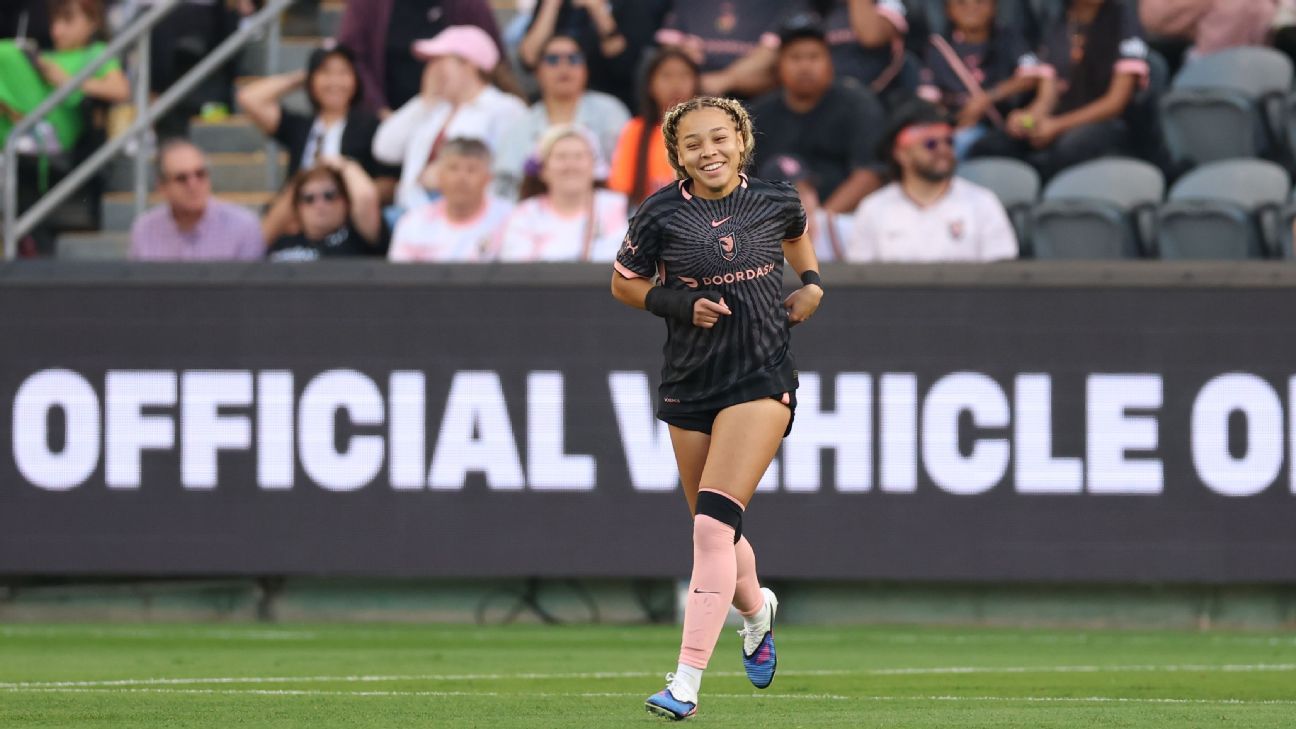 Savy King plays in 1st game since cardiac event