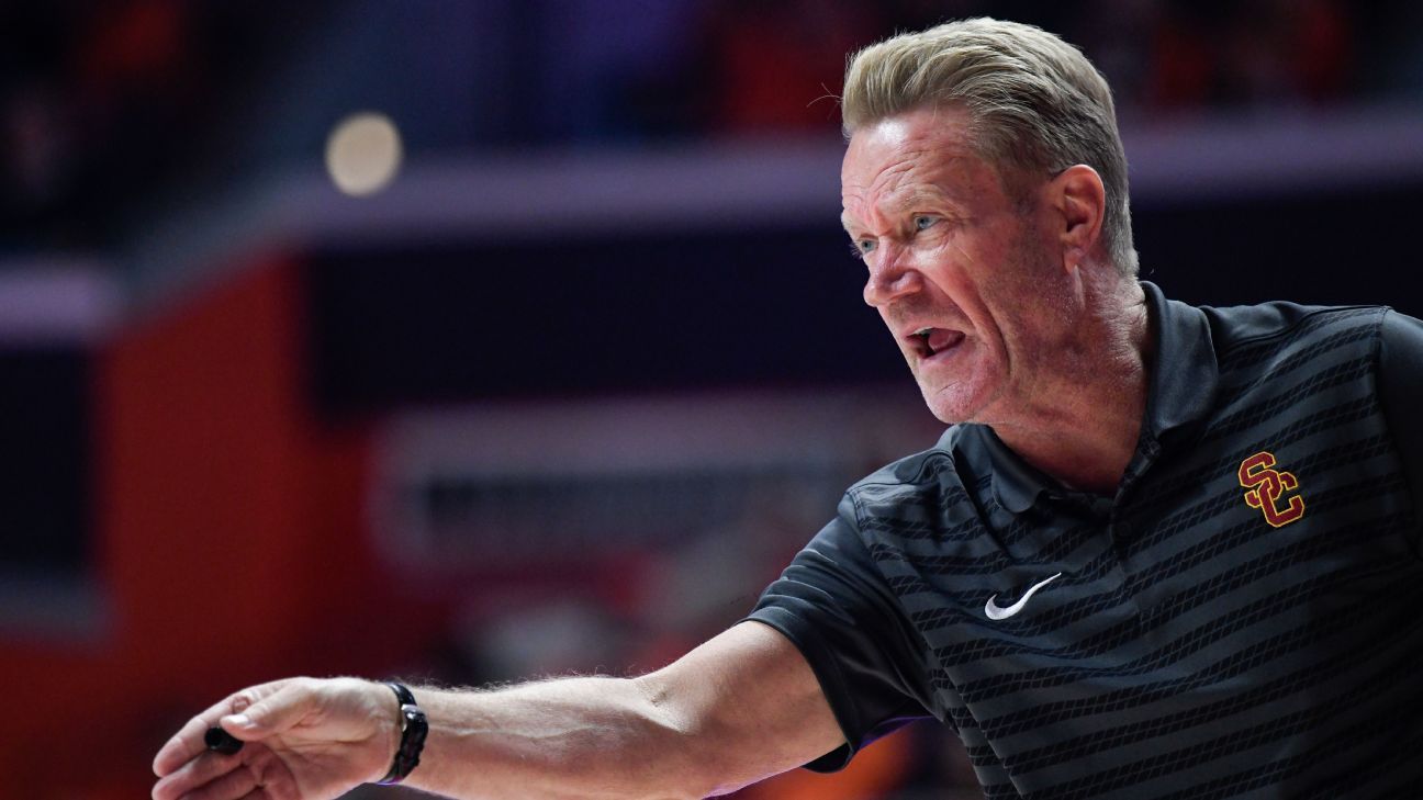 Amid scandal, CSUB eyes USC's Lee, sources say