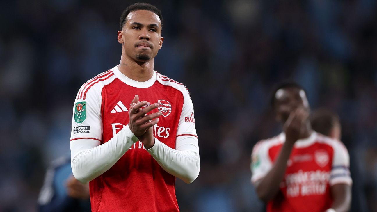 Arsenal's Gabriel (knee) pulls out of Brazil squad