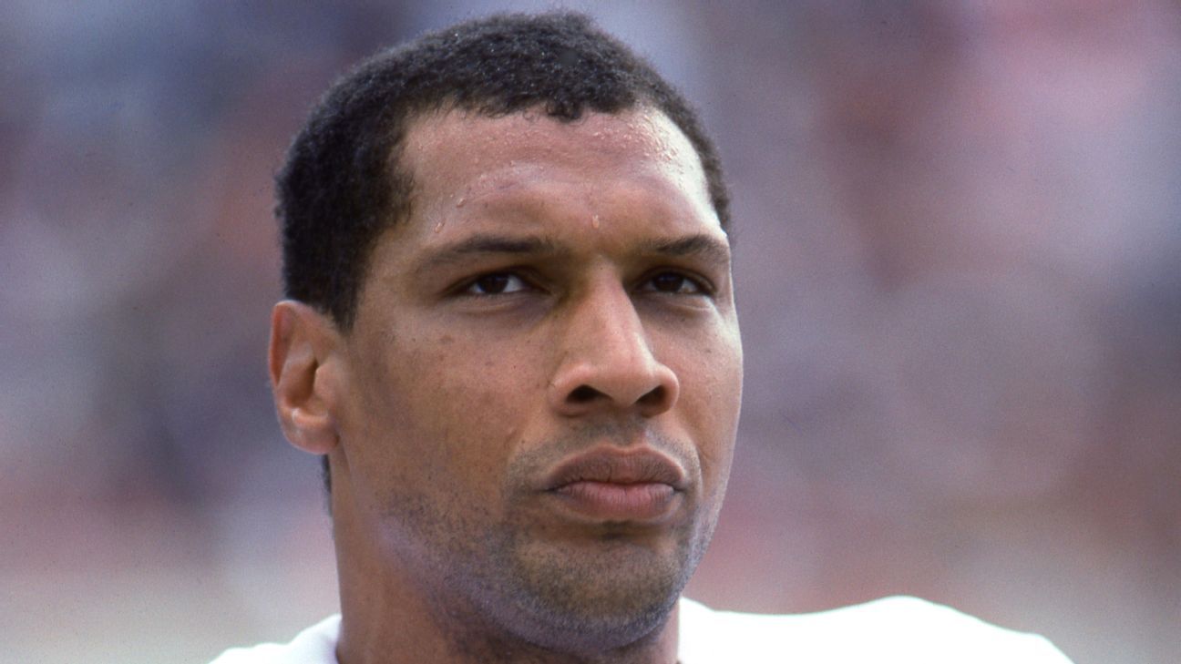 Former Vikings All-Pro safety Browner dies at 65
